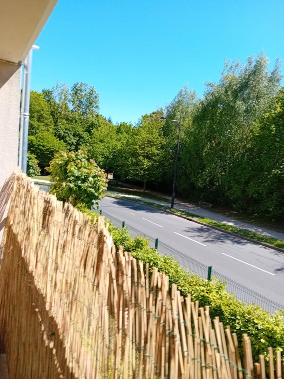 Studio cosy au RDC parking privé, térasse, wifi Apartment in Alençon