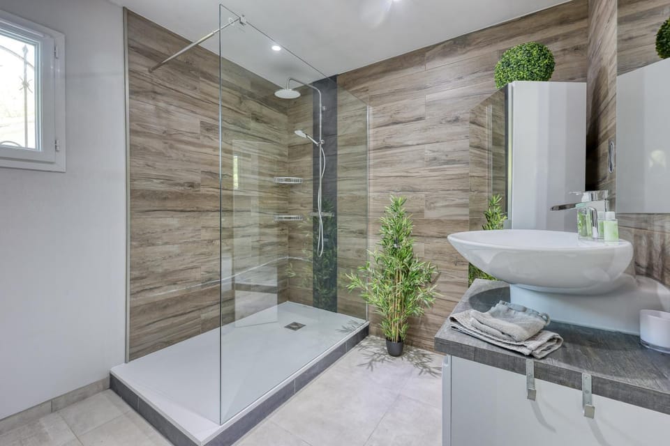 Shower, Bathroom
