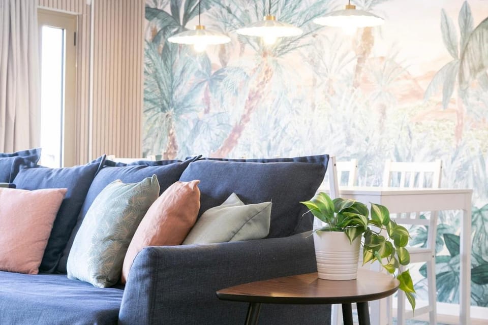 Living room, Decorative detail, Seating area
