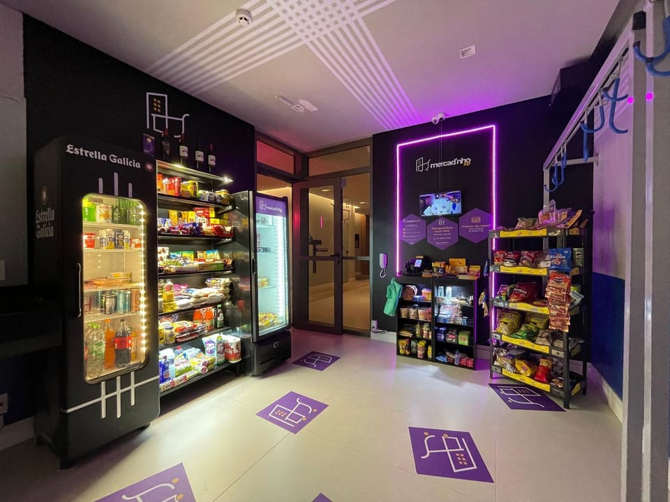 Food and drinks, Food, Area and facilities, Shopping Area, Seasons