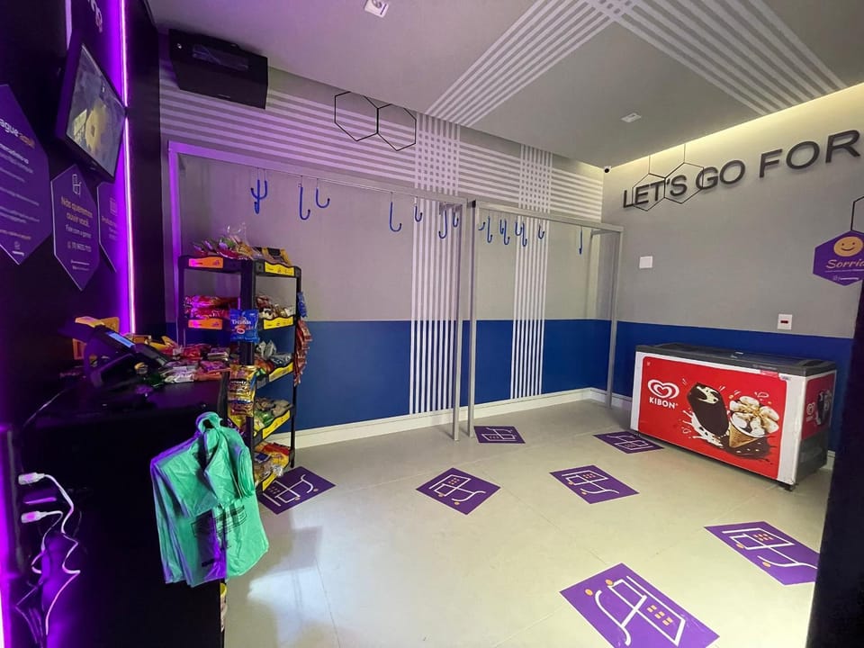 Food and drinks, Food, Area and facilities, Shopping Area, Seasons