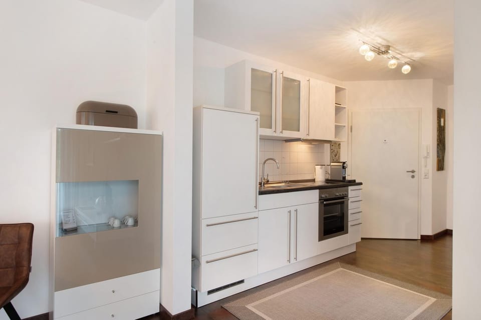 Kitchen or kitchenette, Living room
