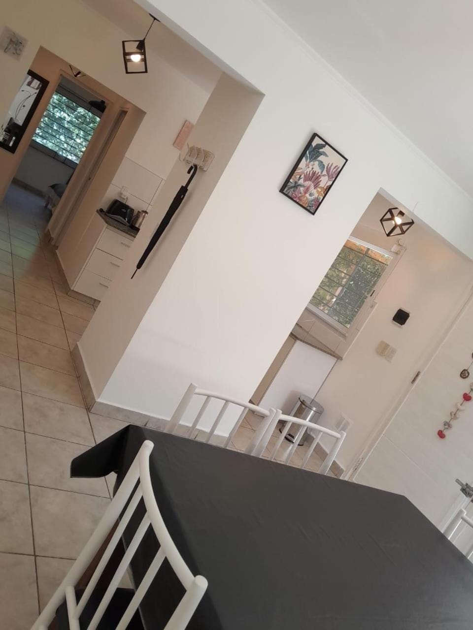 Seating area, Dining area