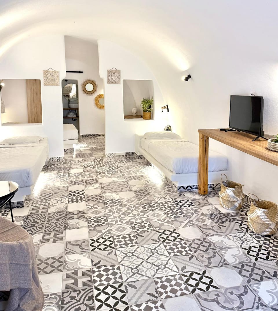 The Nest Apartments Apartment in Thera