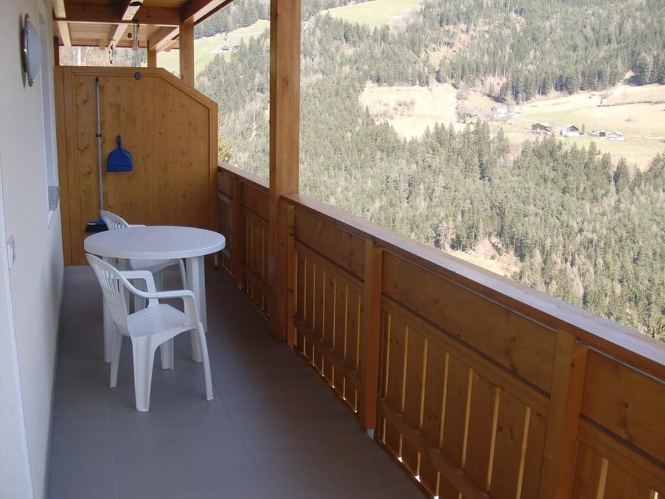 Balcony/Terrace, Balcony/Terrace