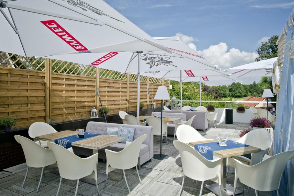 Patio, Day