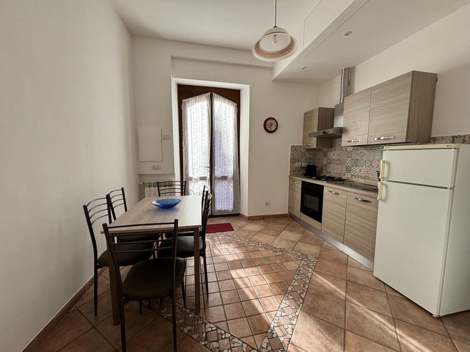 Kitchen or kitchenette, oven, stove