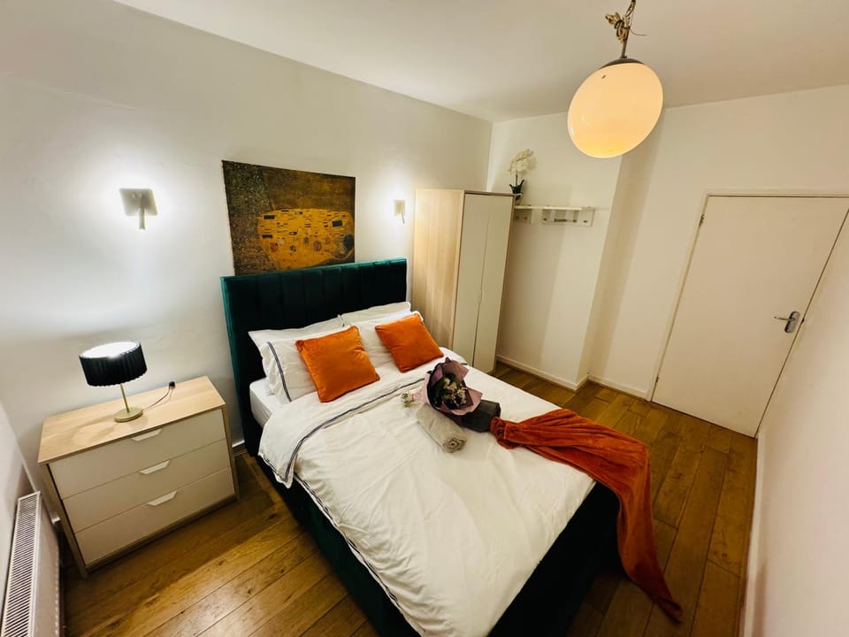 Cozy Family-friendly 2 Bedroom flat in Kingscross, St Pancras! Apartment in London Borough of Islington