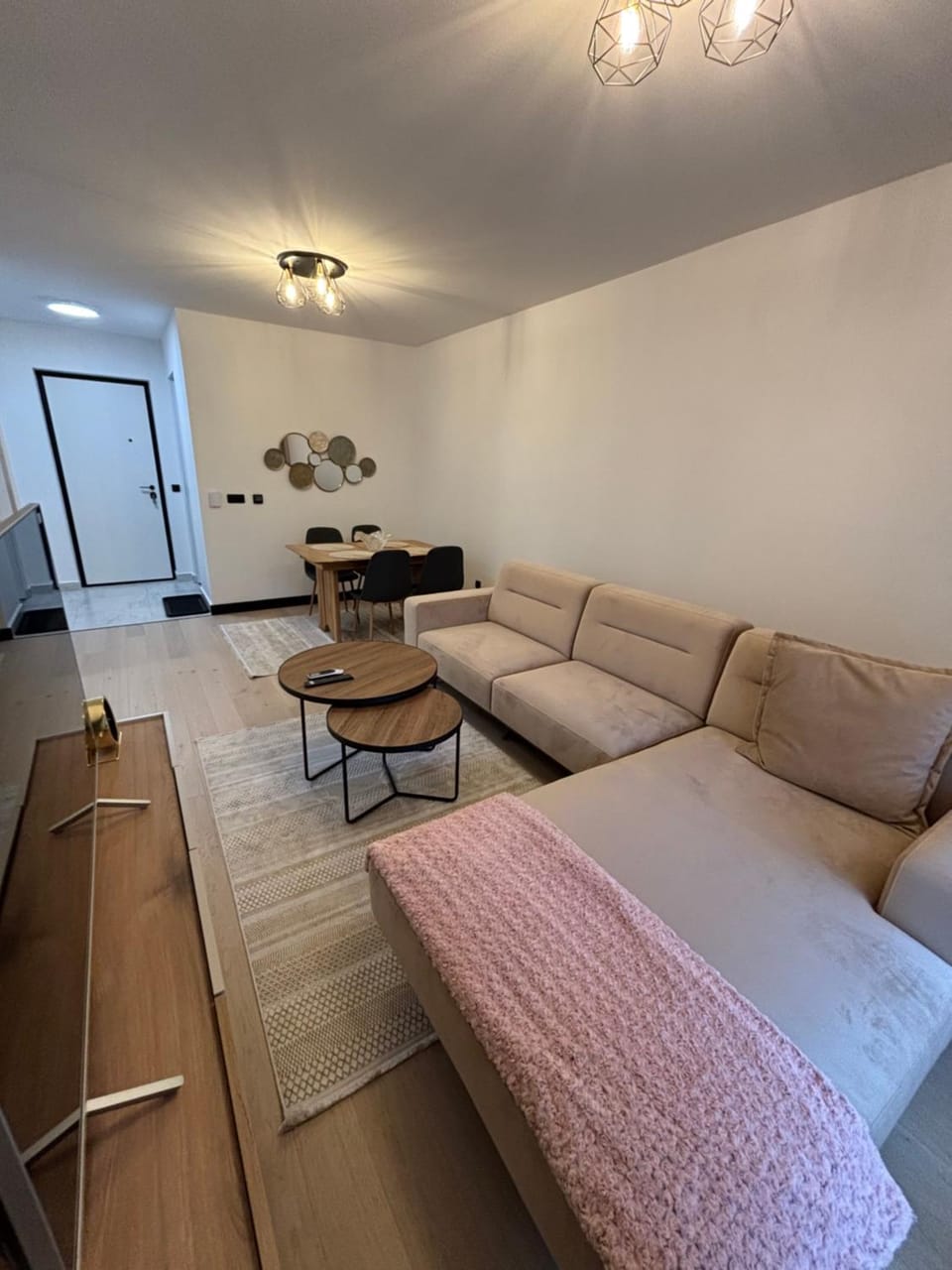 Apartman Home Sweet Home - Avenija - Sarajevo Apartment in Sarajevo