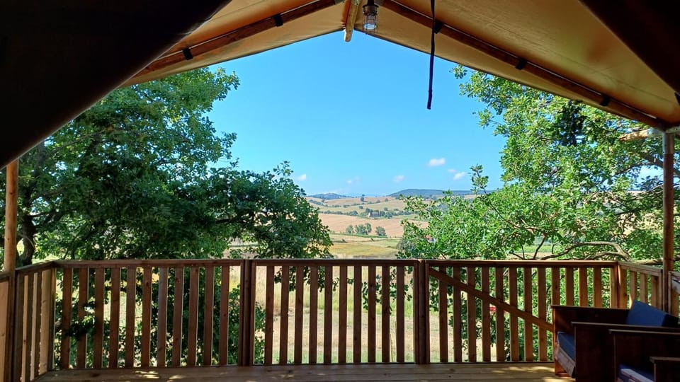 Patio, Day, Natural landscape, View (from property/room), Balcony/Terrace