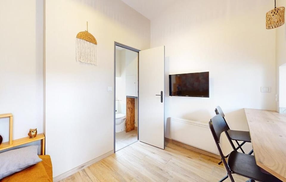 Studio, aire de loisirs avec piscine House in Nouvelle-Aquitaine