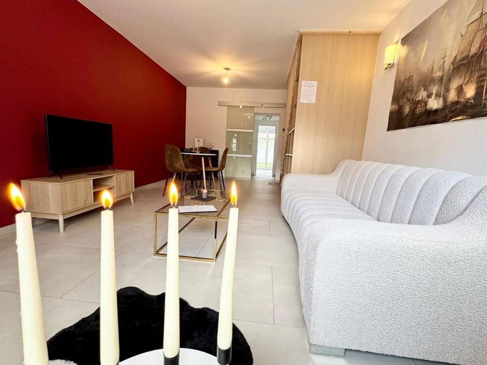 Le Miraumont - Centre - Jardin Bed and Breakfast in Calais