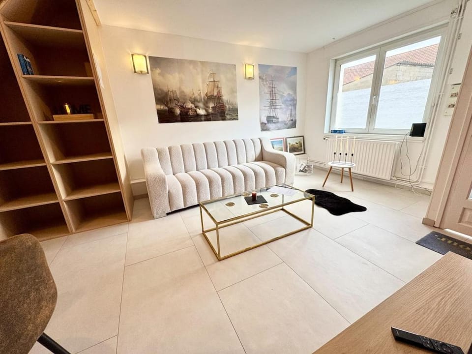 Le Miraumont - Centre - Jardin Bed and Breakfast in Calais