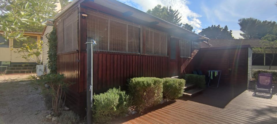 Property building, Balcony/Terrace