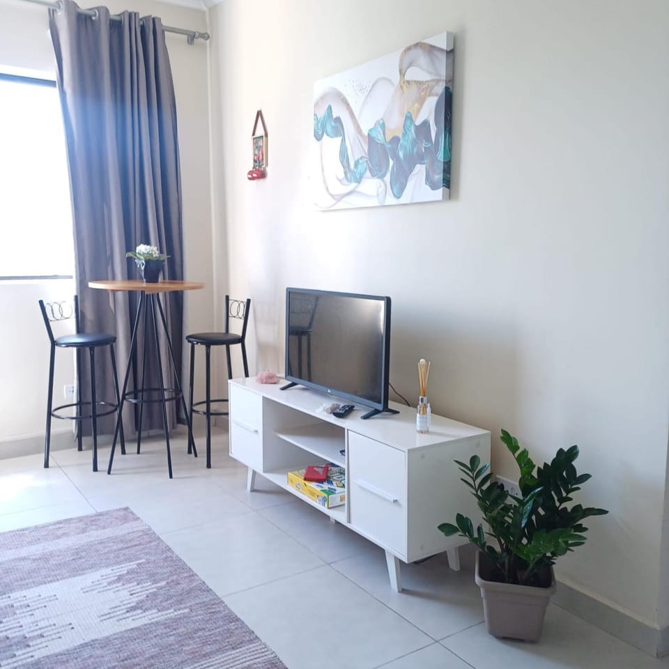 Pé na areia, frente mar, wi-fi e garagem coberta no Caiçara - PG Apartment in State of São Paulo