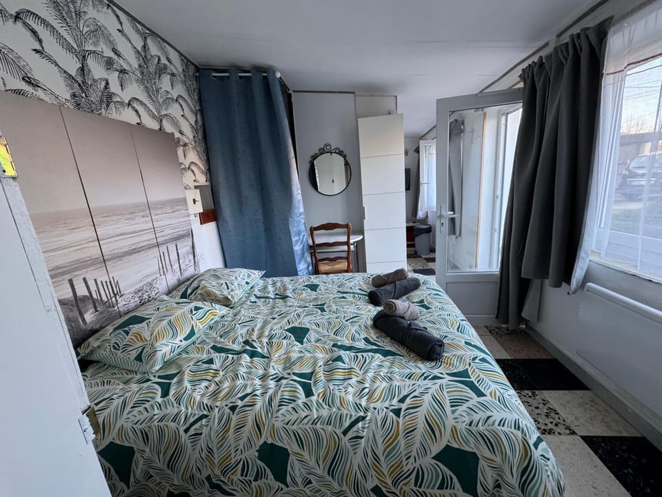 Meublé Chic AJACQUEE Apartment in Nouvelle-Aquitaine