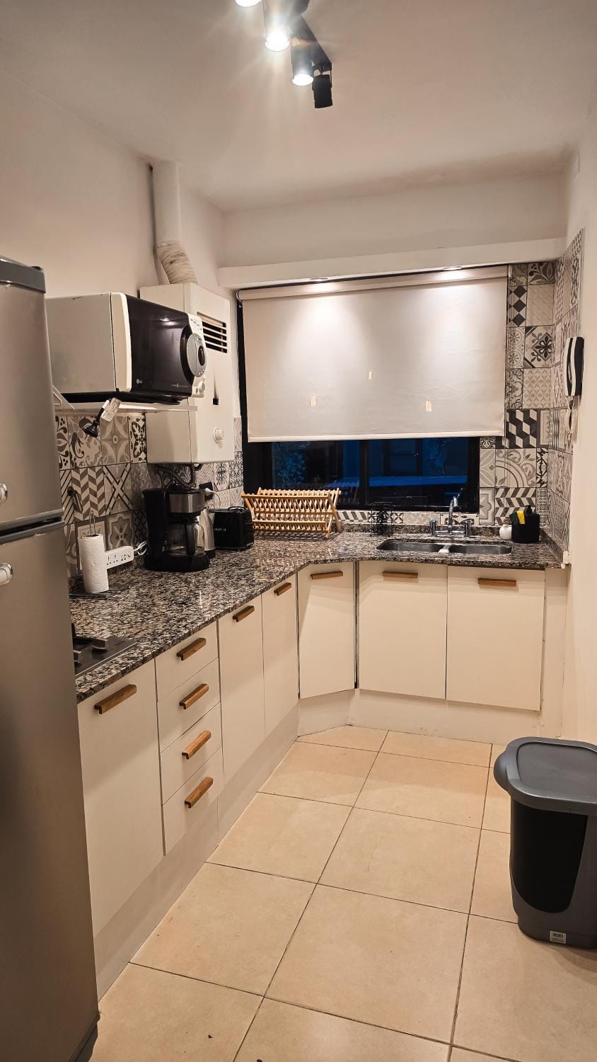 Kitchen or kitchenette, dishwasher, microwave, toaster
