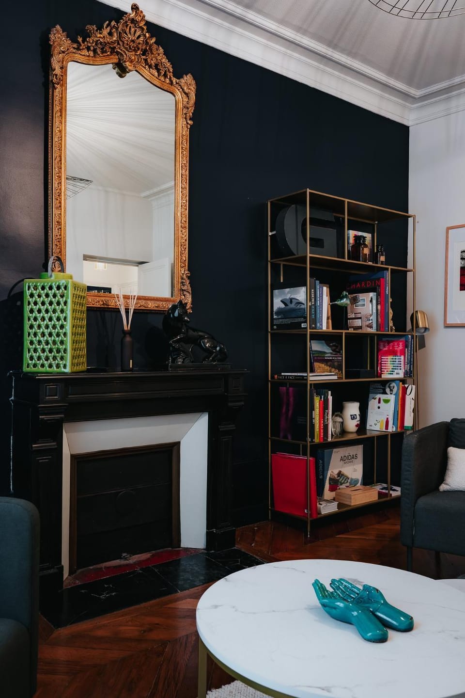 Library, Living room