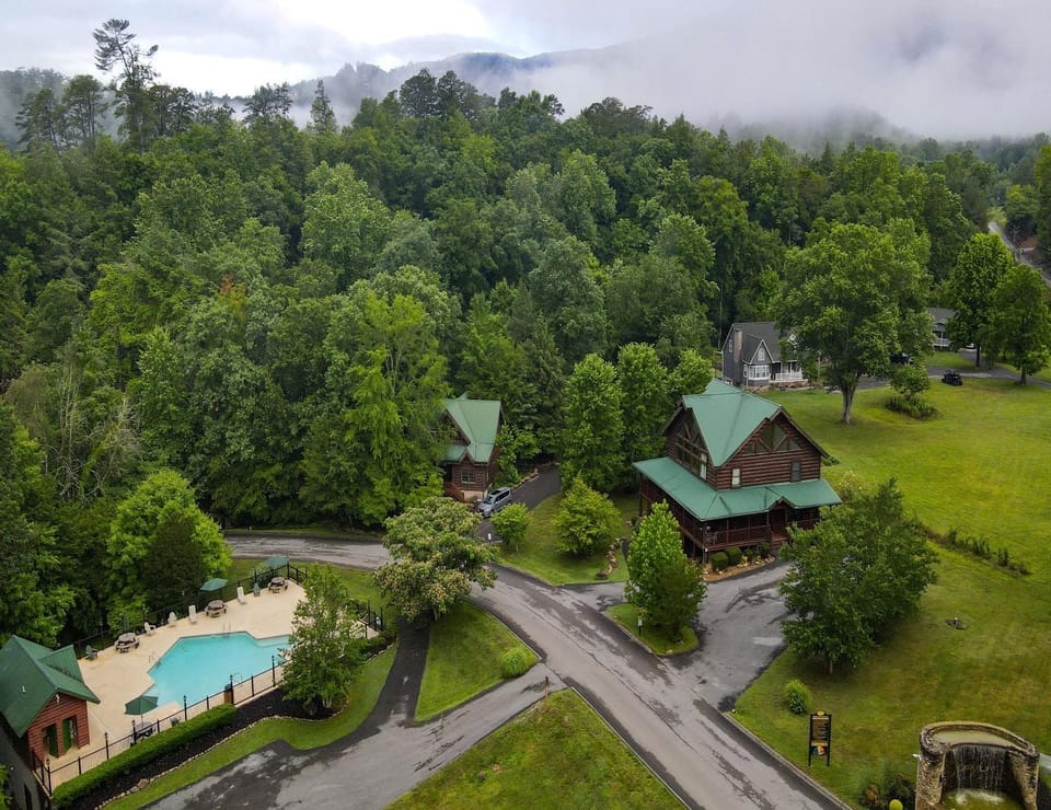 Breathless Views House in Sevier County