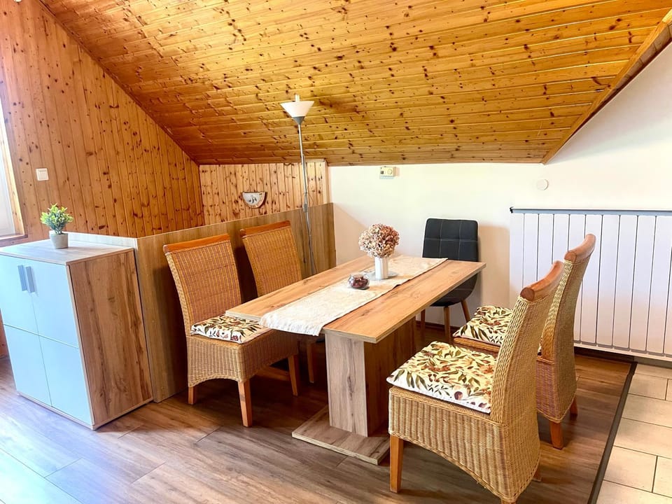 Balatonföldvar Centrum Apartmanok 2 Apartment in Balatonszárszó