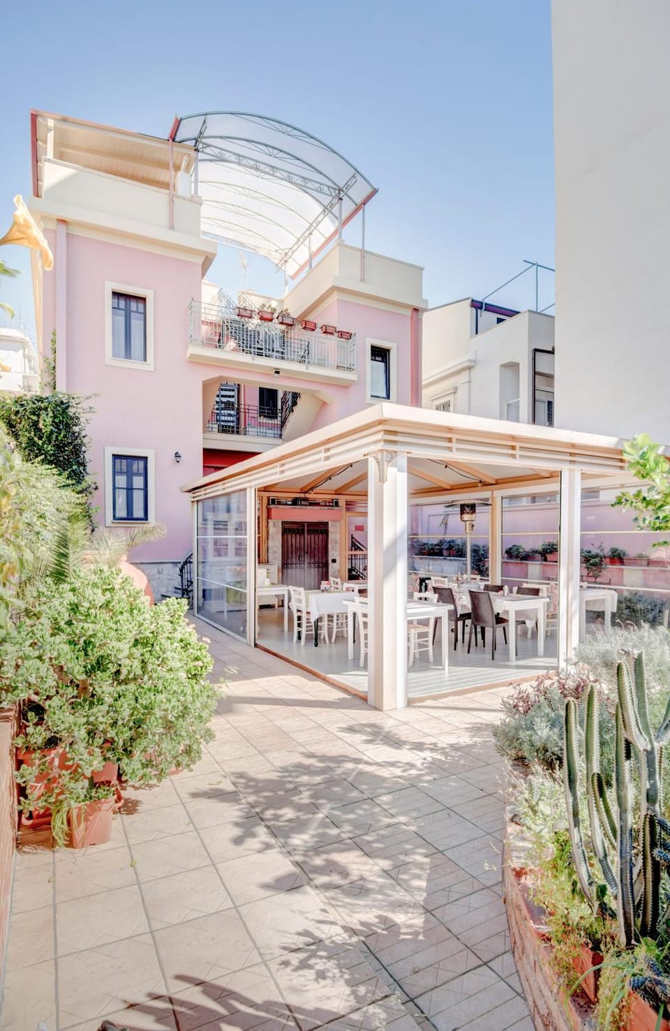 Property building, Garden