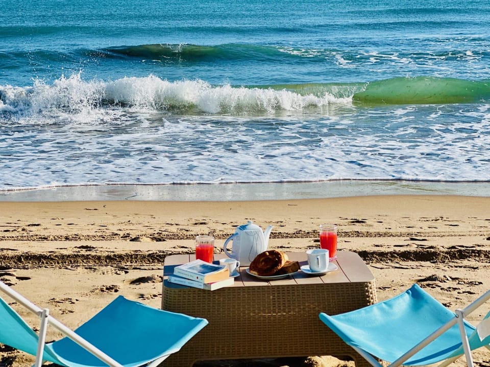 Natural landscape, Beach, Sea view, Breakfast