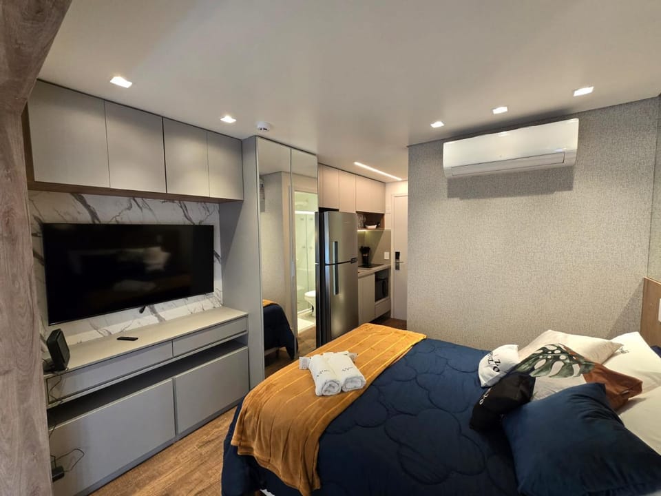TV and multimedia, air conditioner