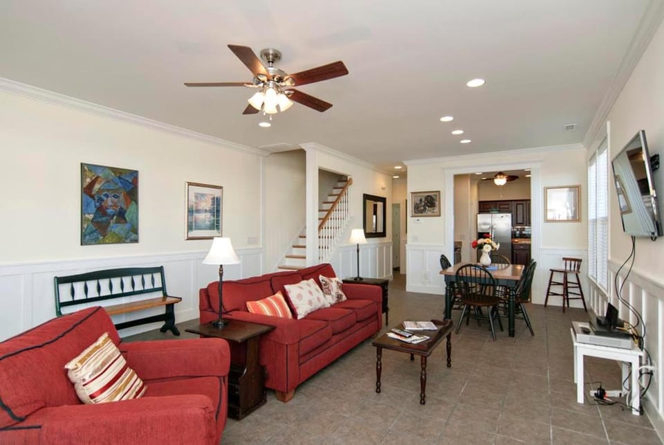 Burpeau Unit A by Bryant Real Estate House in Kure Beach