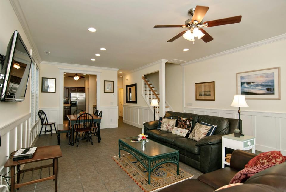 Burpeau Unit B by Bryant Real Estate House in Kure Beach