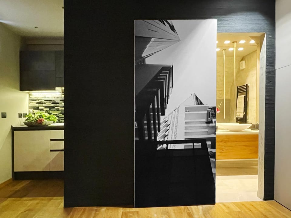 Bathroom, kitchen