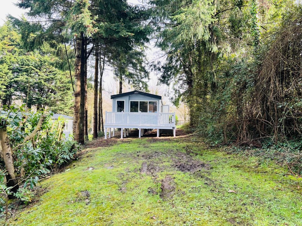 Property building, Natural landscape