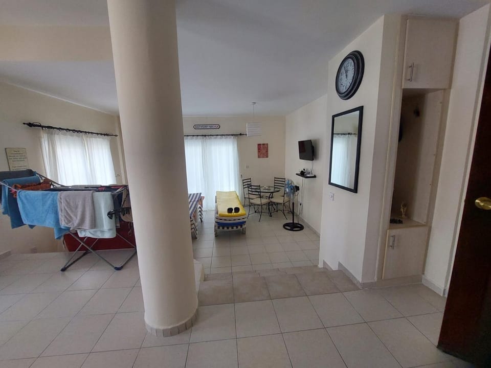 Alsancak Holiday Apartment GIRNE NORTH CYPRUS Apartment in Kayseri, Türkiye