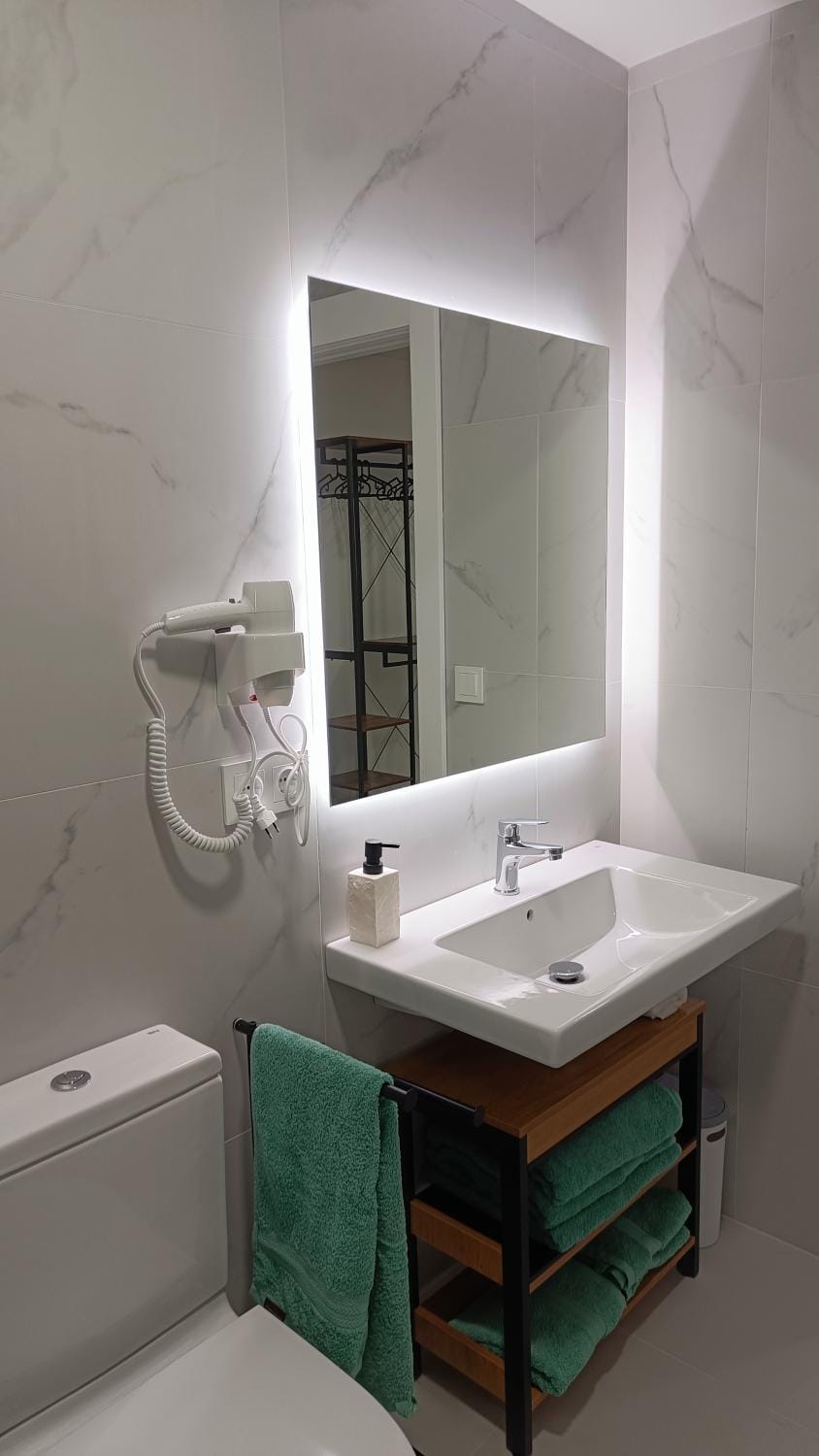 Bathroom, towels