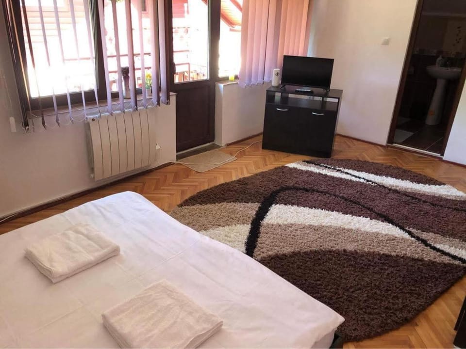 Kral Villa Bed and Breakfast in Romania
