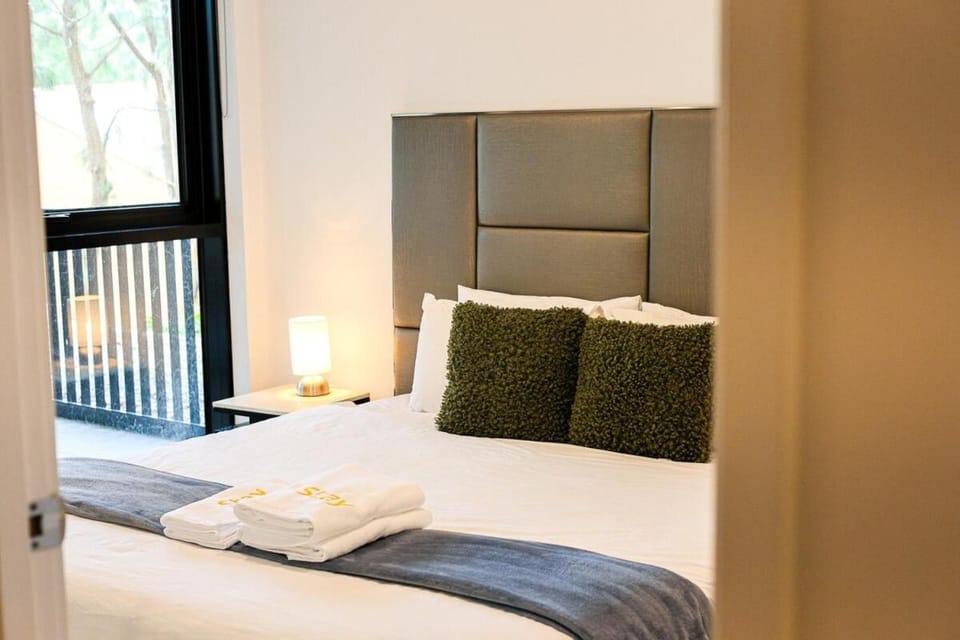 StayAU Convenient Apartment with Patio in Box Hill Apartment in Melbourne