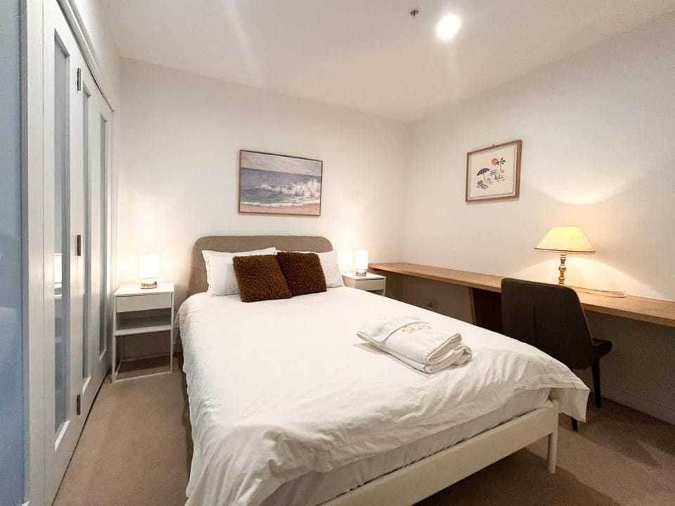 StayAU Convenient Apartment with Patio in Box Hill Apartment in Melbourne