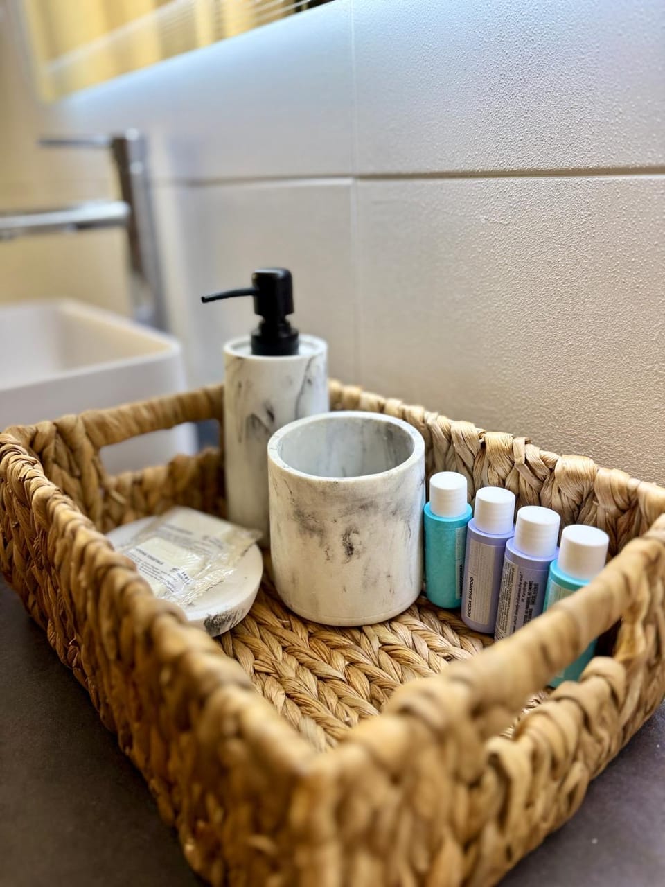 Modern Home near Hospital and City Center Apartment in Parma