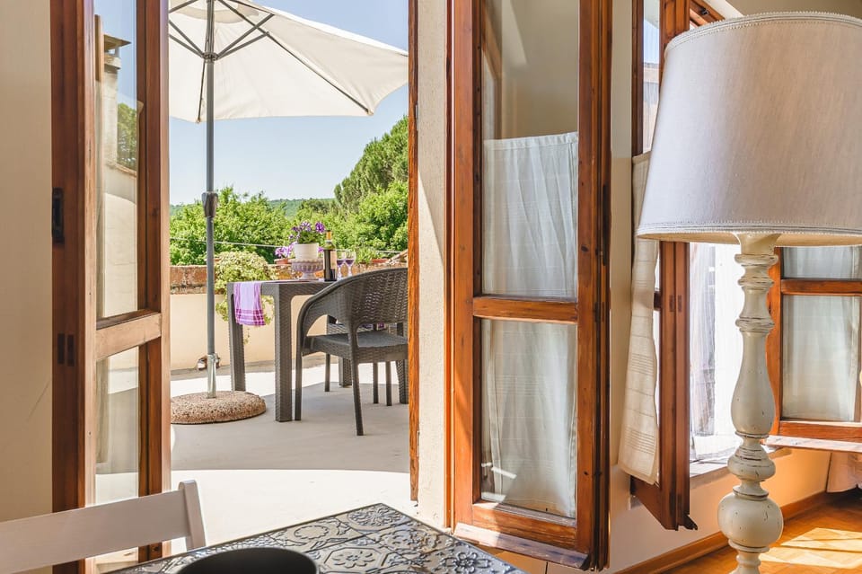 Balcony/Terrace, Dining area, Bedroom