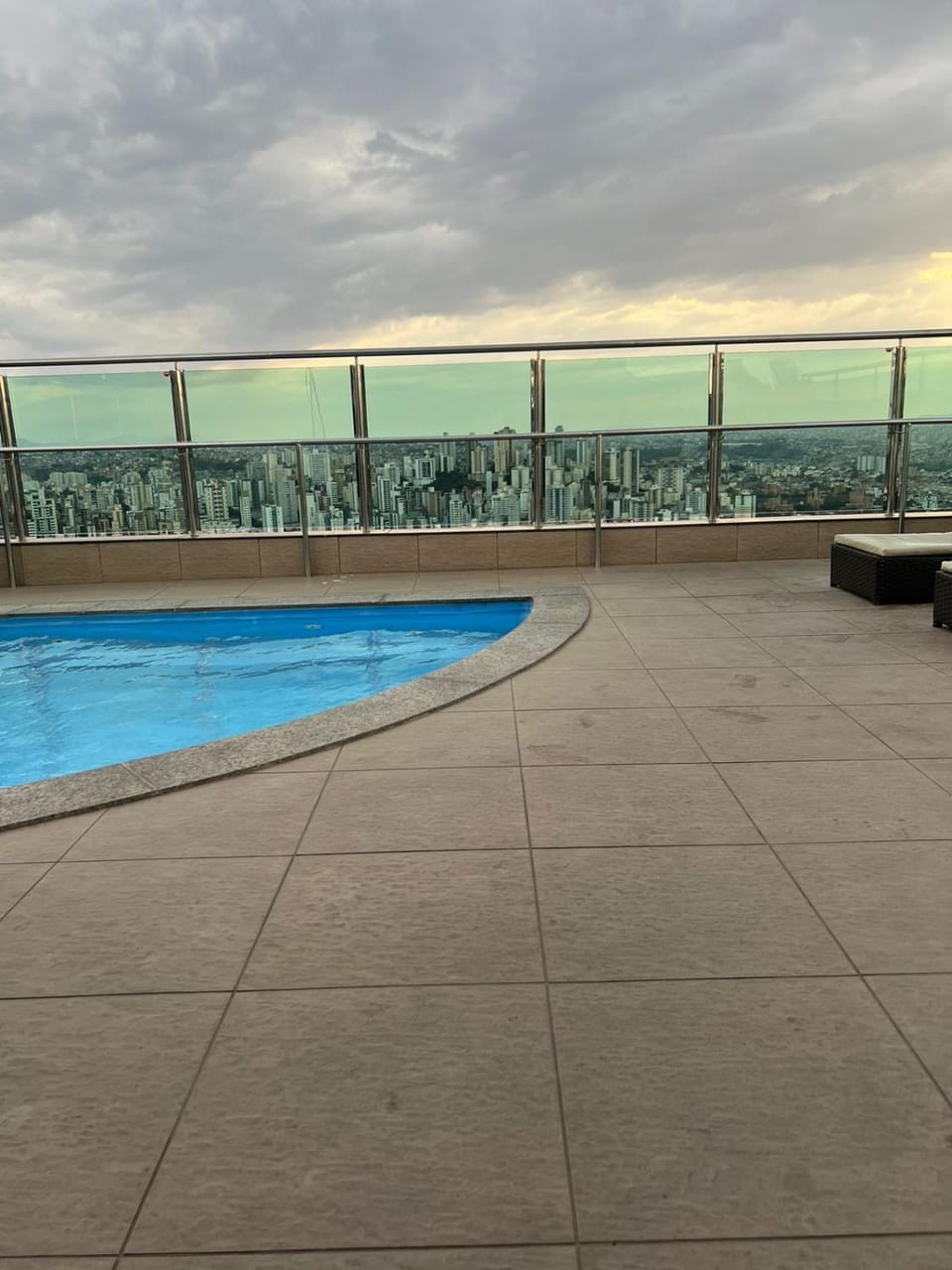 Vista incrível - Região Nobre - Garagem - Rooftop - Piscina Apartment in Belo Horizonte