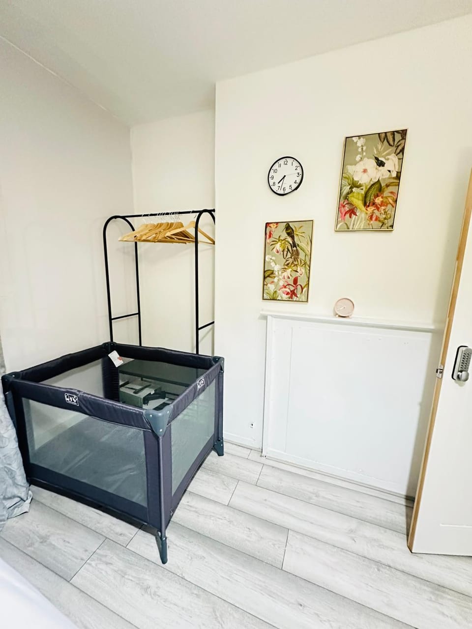 Flat in Aldgate East, London Apartment in London