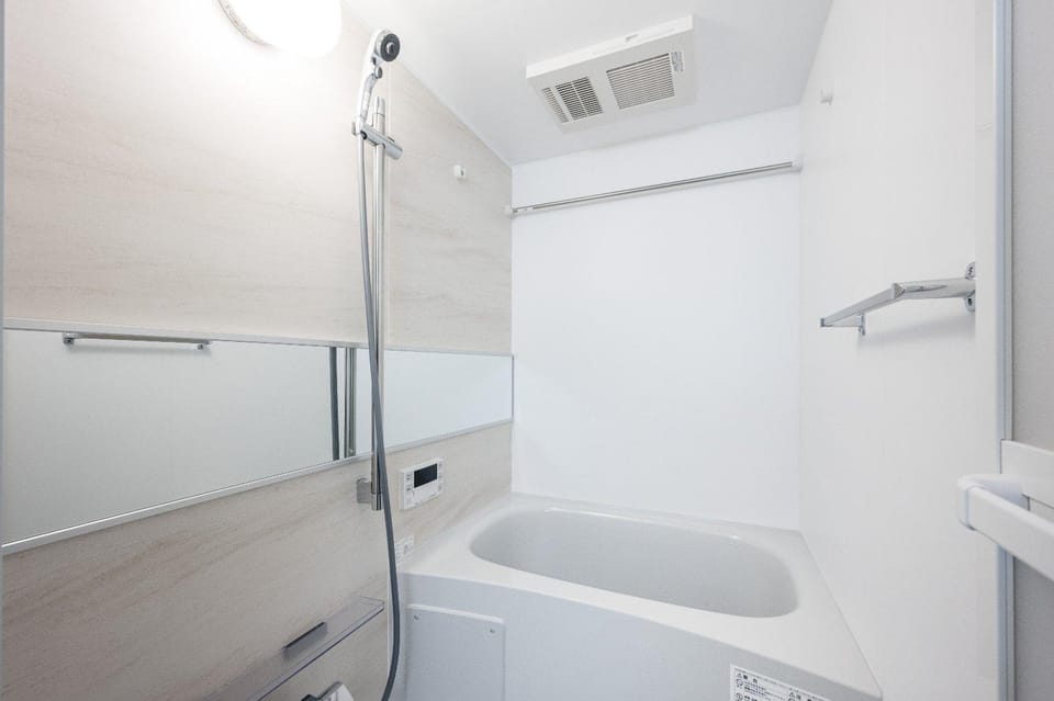 Bathroom, Bath
