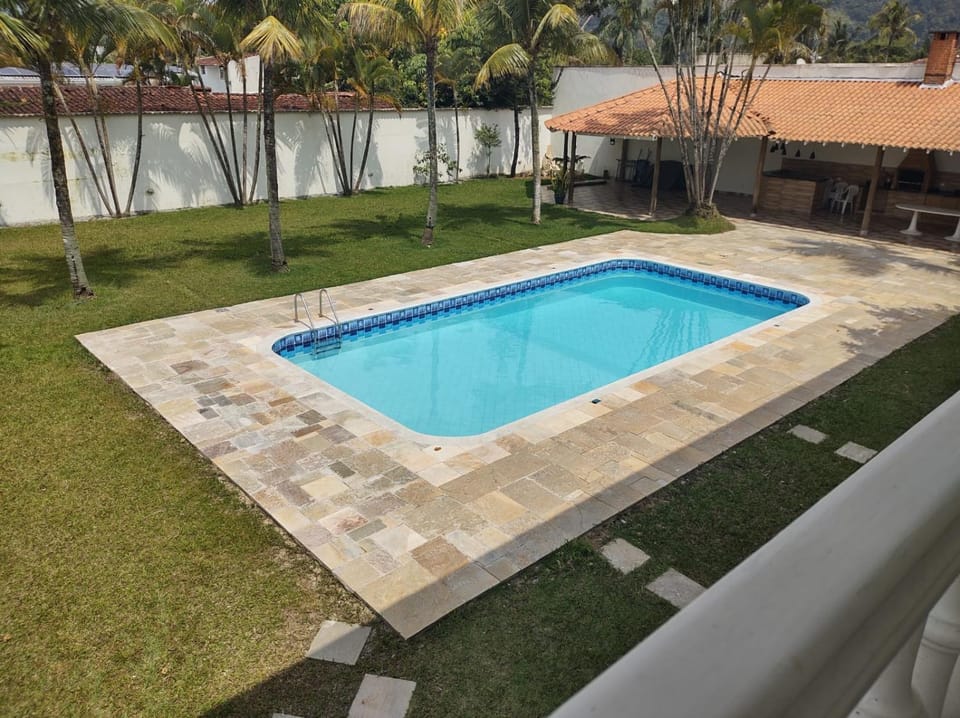 Casa Eventos e Temporada com 2 suites, piscina, churrasqueira, Wi-Fi, Ar Condicionado - Proximo Praia Mar Casado e Pernambuco - Guaruja - House in State of São Paulo