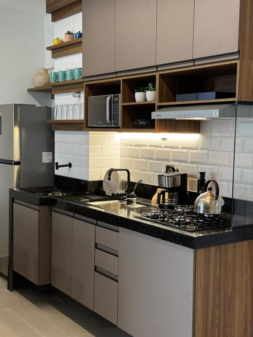 Apartamento beira mar com ótima localização no Indaiá Apartment in Caraguatatuba