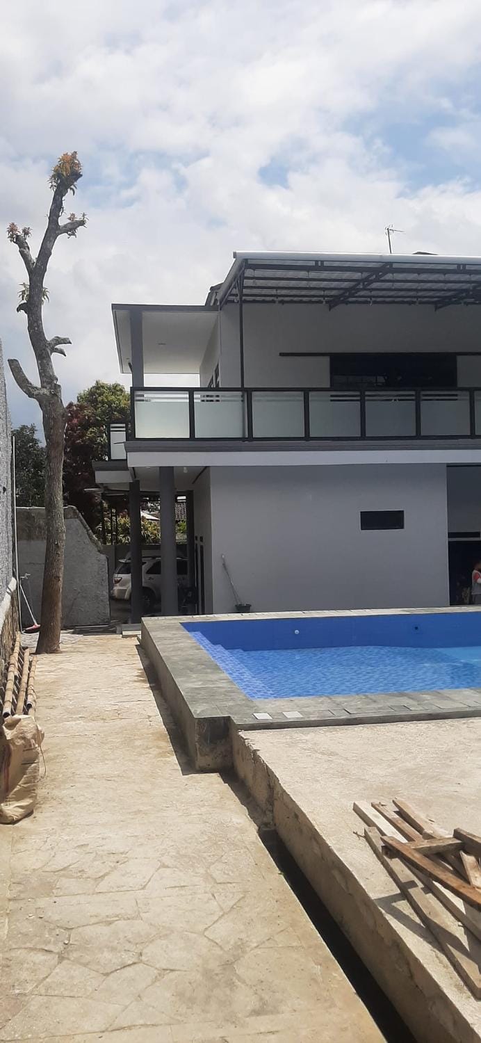 Villa likexanthe puntjak Apartment in West Java