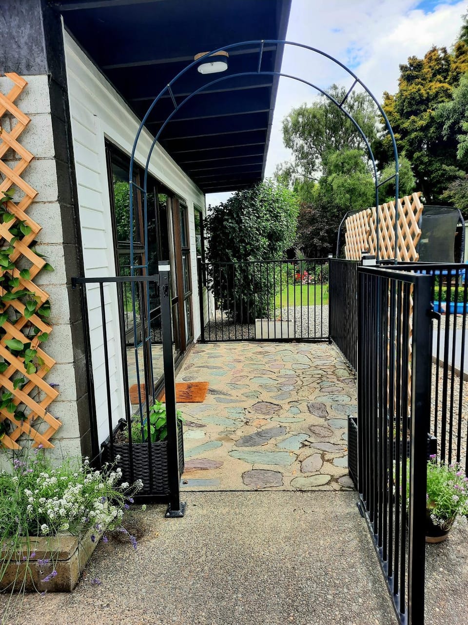 Property building, Facade/entrance