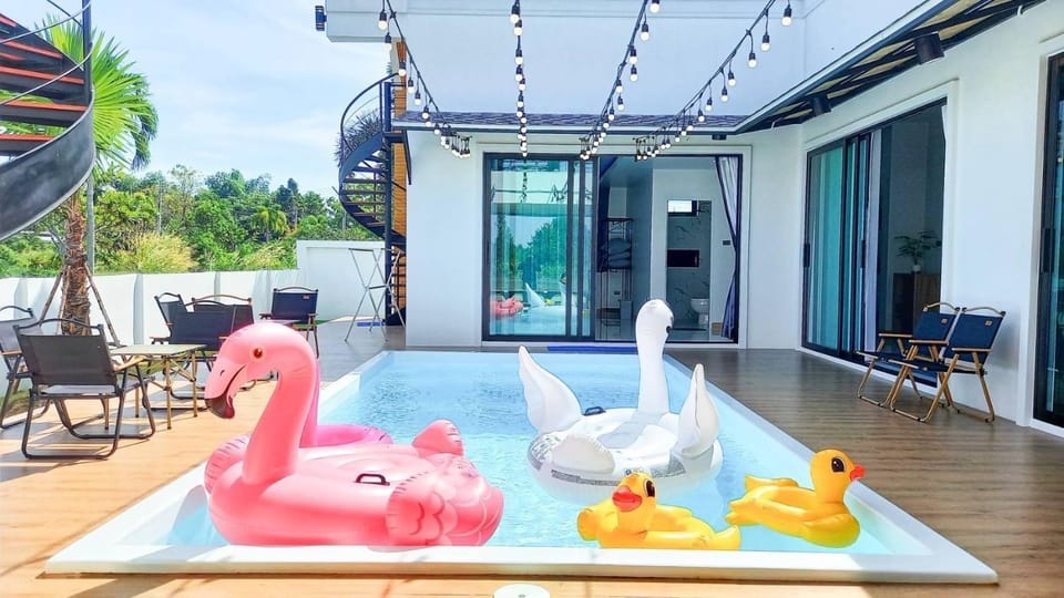 Day, View (from property/room), Pool view, Swimming pool