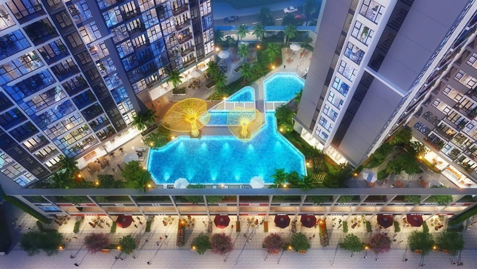 Bird's eye view, Swimming pool