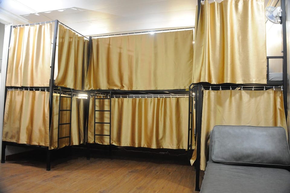 bunk bed