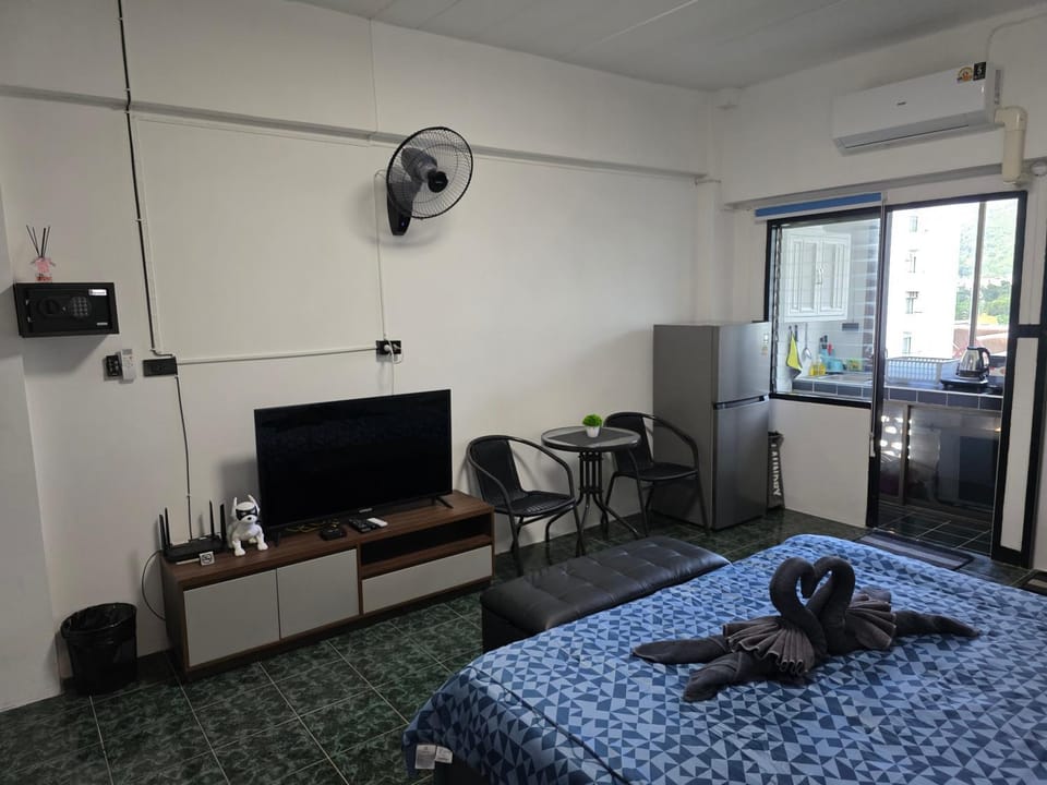 Monkey Apartment 7 Apartment in Patong