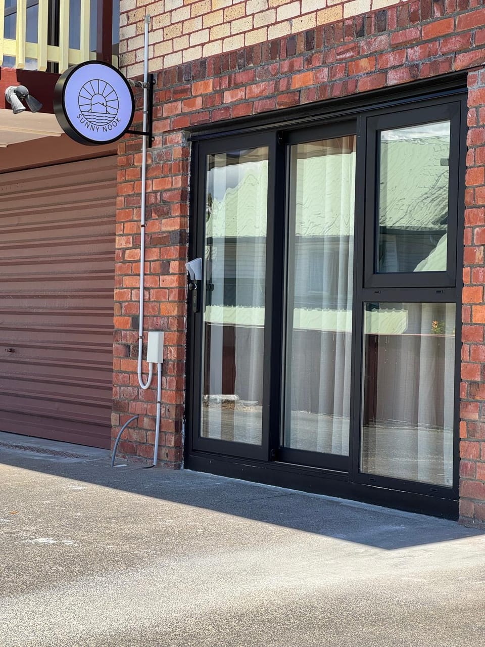 Facade/entrance